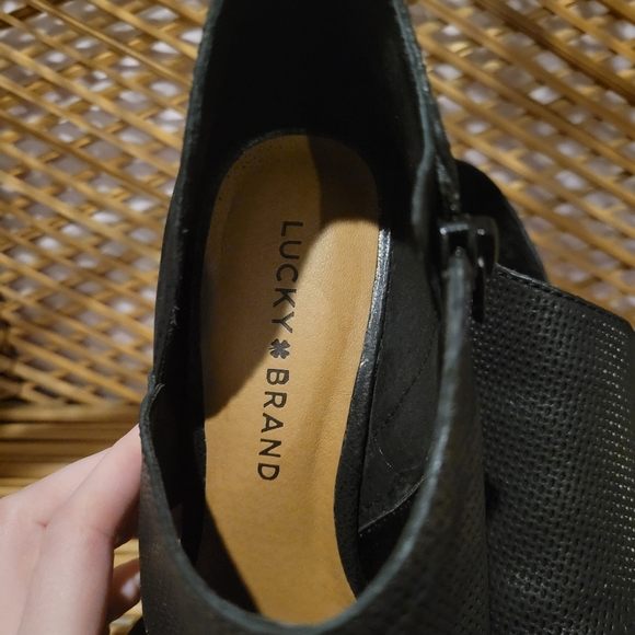 Lucky Peep Toe Wedges - Picture 3 of 7